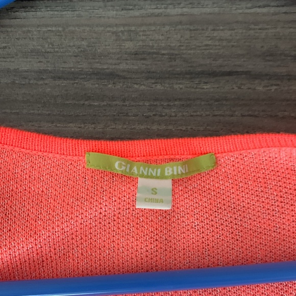 Women’s Small Gianni Bini Neon Pink Dress - Picture 2 of 5